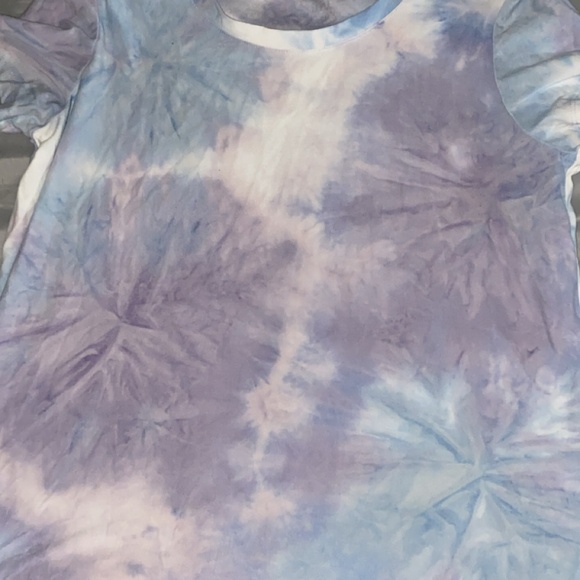 3 Woman L shirts - Picture 3 of 3